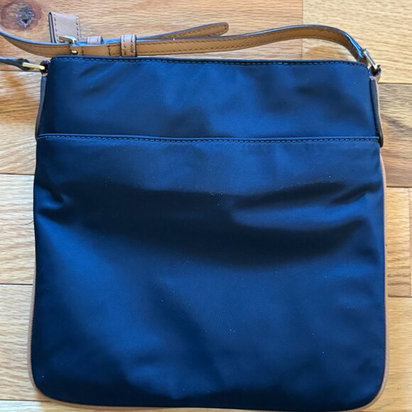 Michael Kors Nylon Kelsey Large Crossbody In Admiral - Picture 6 of 6